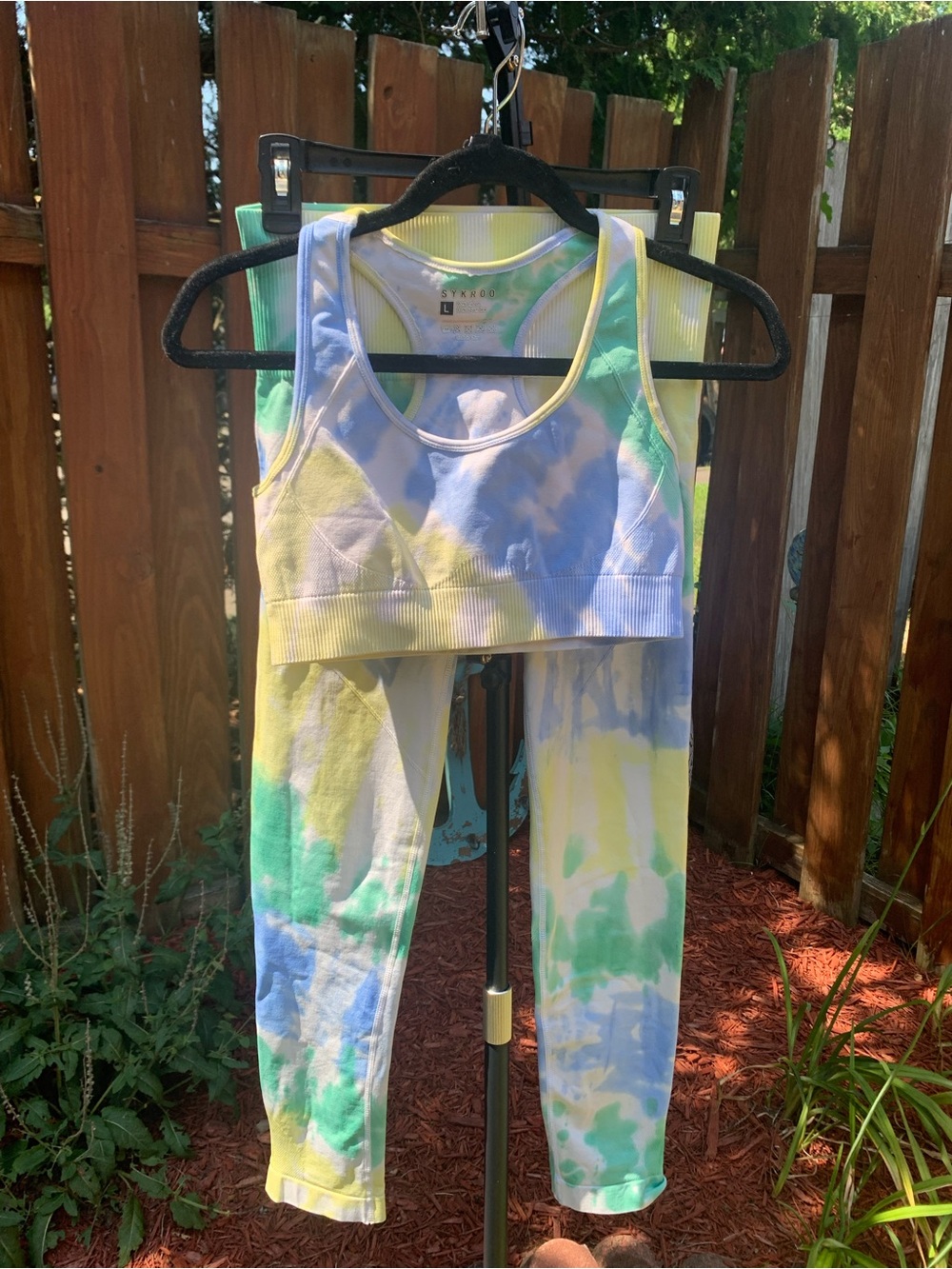 Tie-Dye Activewear Leggings & Sports Bra Set - Pastel Green, Blue & Yellow